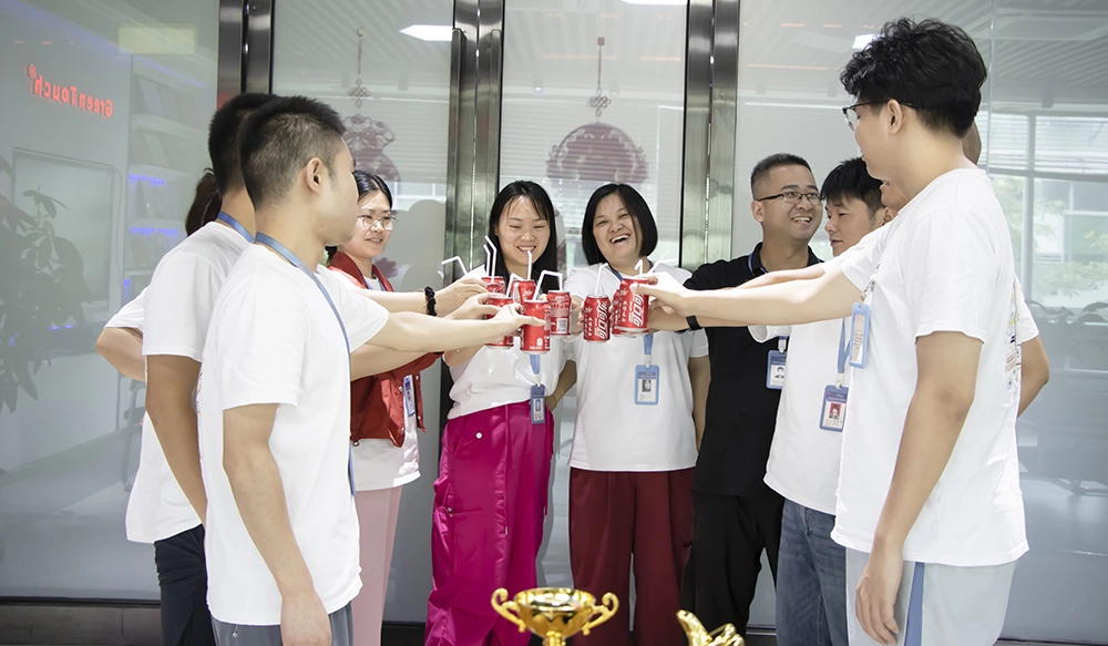 格林觸控第二季業績表彰會議