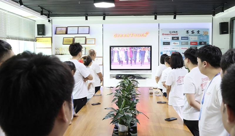 記得歷史，讓自己更強大！